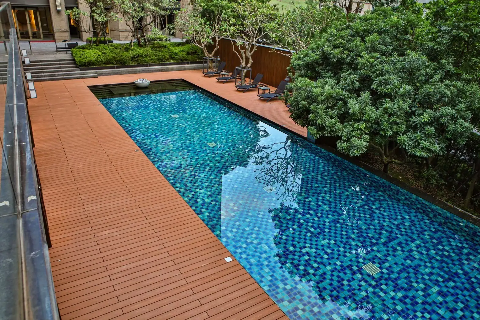 台北內湖住宅｜戶外木地板 木地板完工照 3